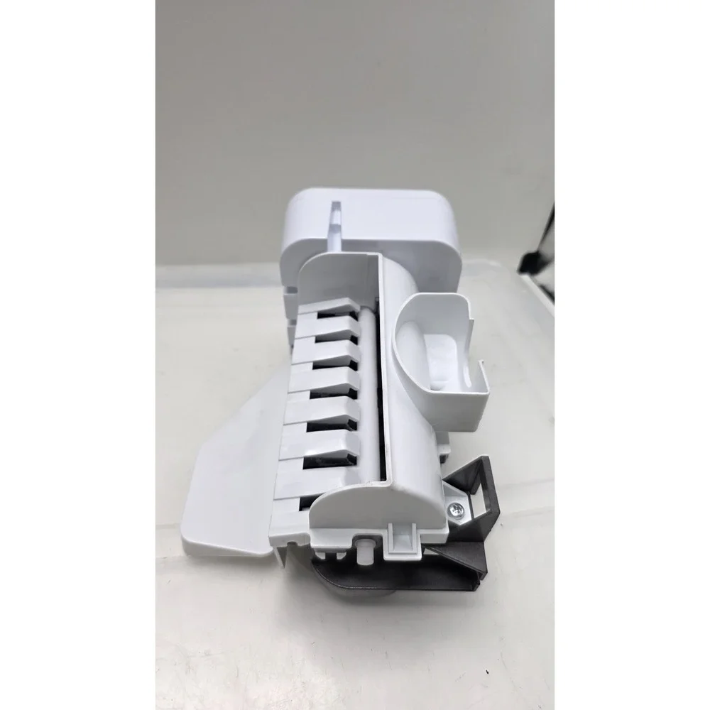 Genuine GE Ice Maker  WR30X28681 CAN03-008